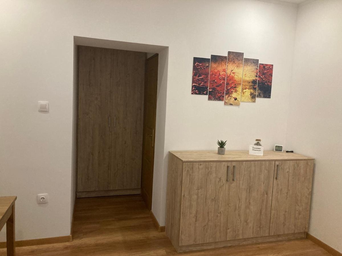 Bfg Apartman Apartment Eger Bagian luar foto